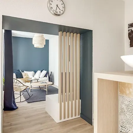 Le Carre Bleu By Cocoonr Apartment *